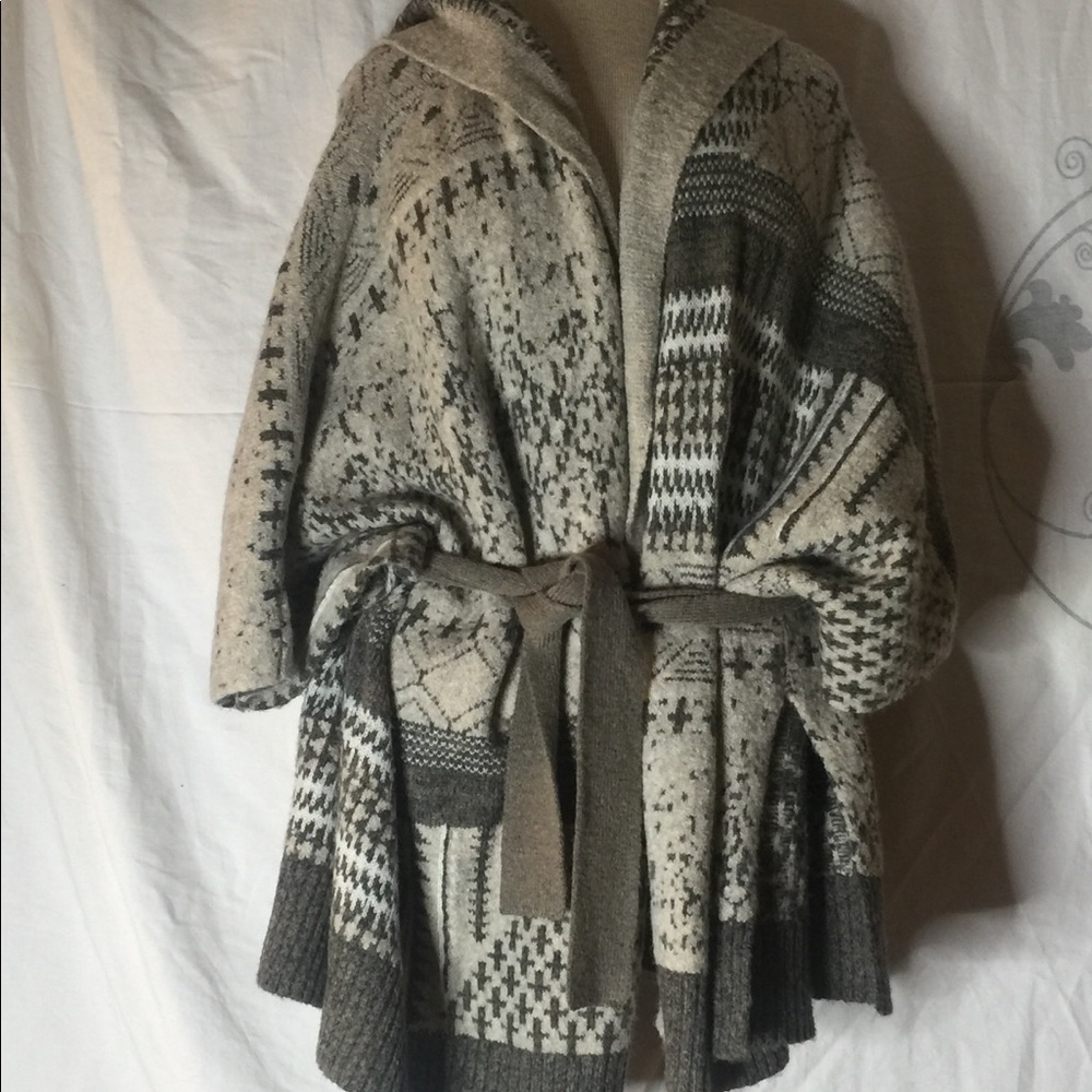 Abercrombie & Fitch holiday wrap sweater